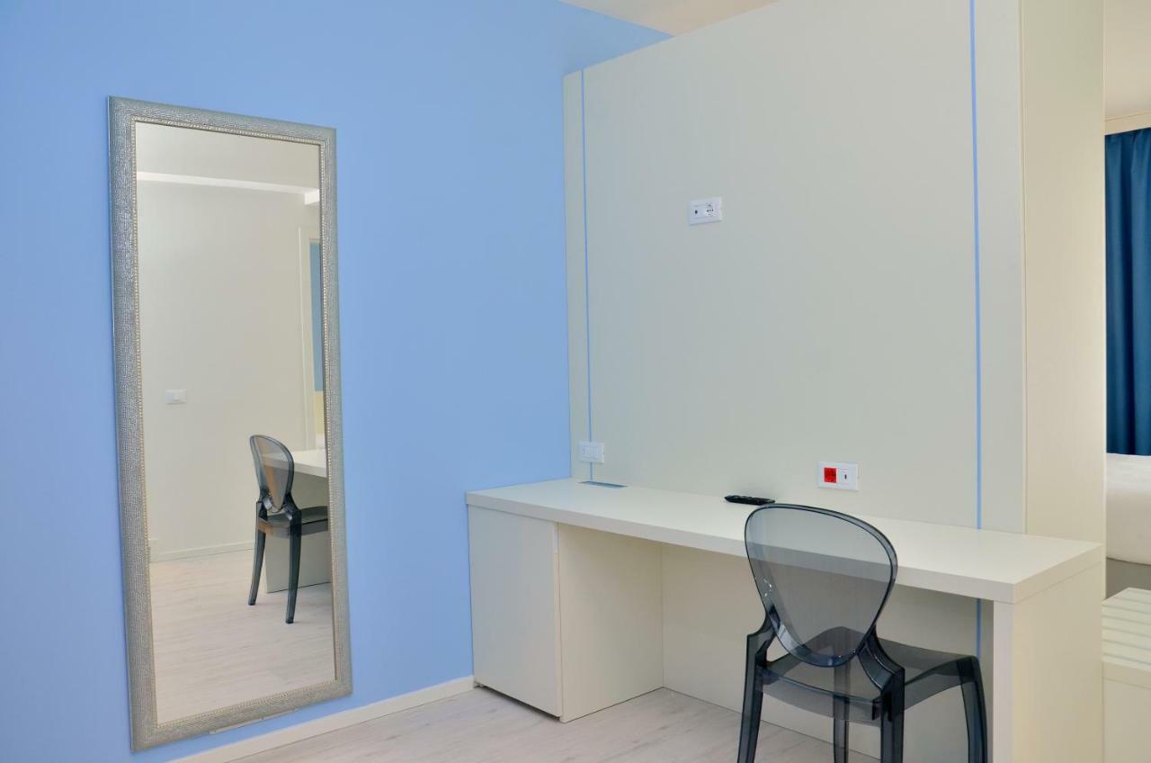 Hotel Amburgo Bibione Exteriör bild