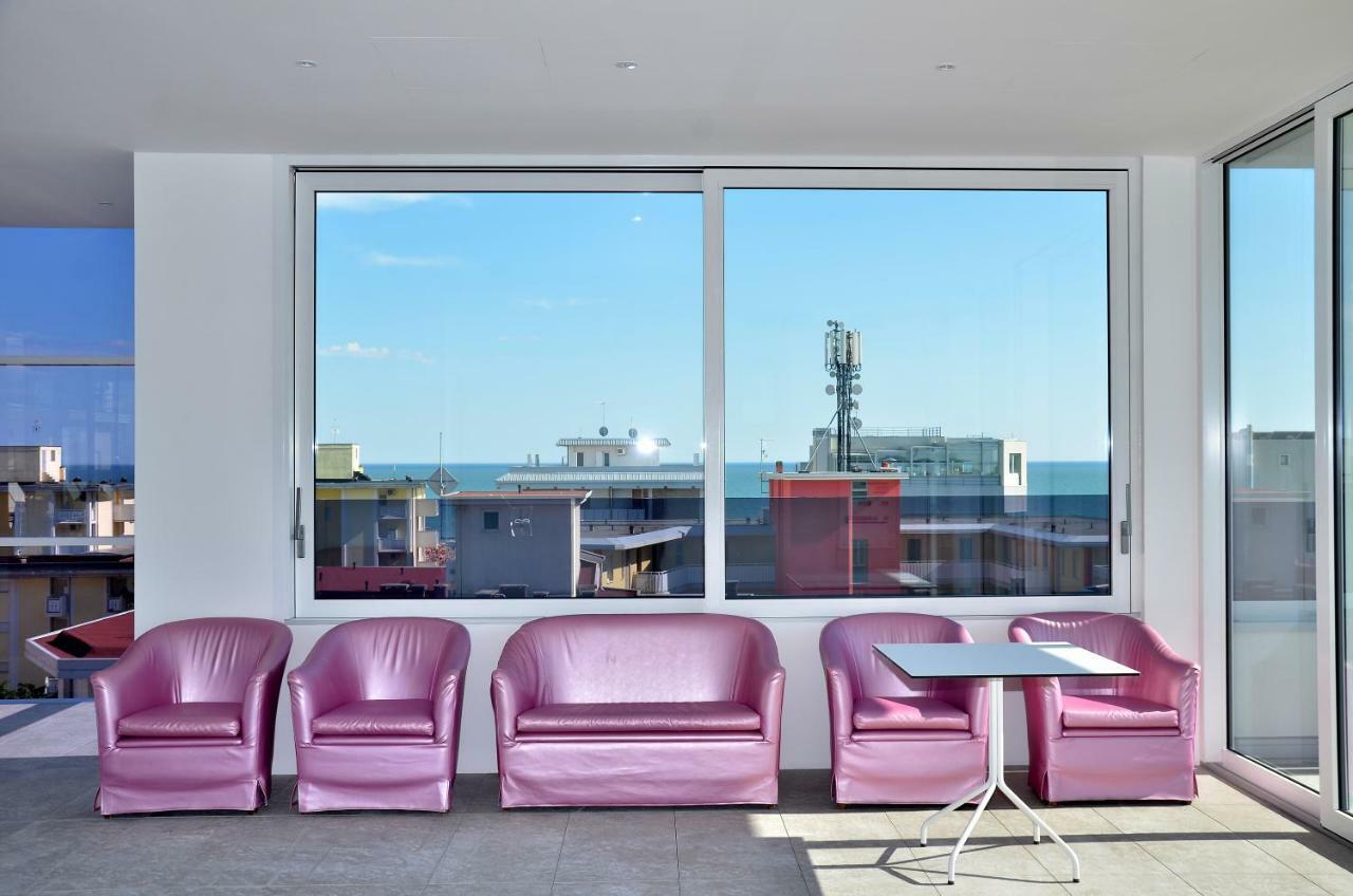 Hotel Amburgo Bibione Exteriör bild